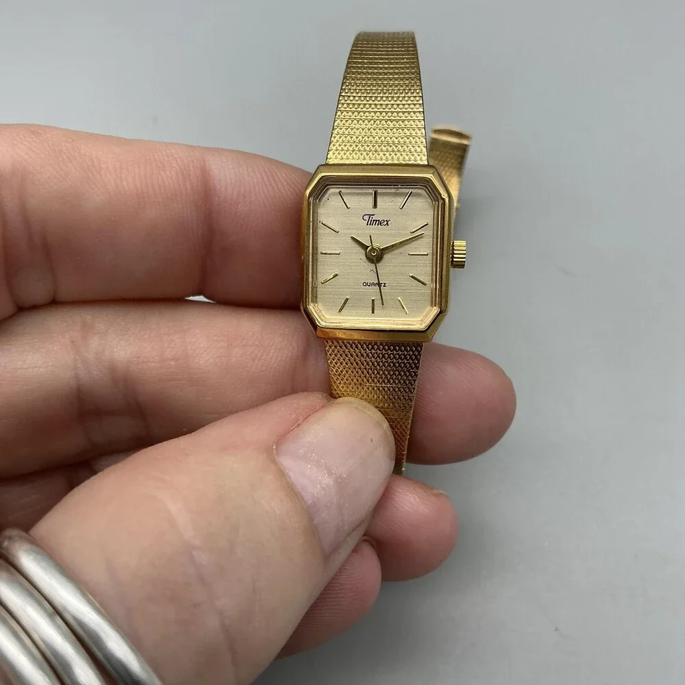 Vintage Timex Women Watch 16mm Champagne Dial Gold Tone Mesh Band New Battery - Picture 8 of 12